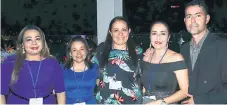  ??  ?? Irma Antúnez, Digna Ávila, Nora Rivas, Mayra Torres y Carlos García