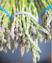  ?? P E T E R MC C A B E / MO N T R E A L G A Z E T T E ?? Asparagus from Mexico is on special in several chains because it’s coming to market in bigger quantities.