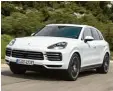  ??  ?? Porsche bleibt Porsche: Auch der hybri de Cayenne ist pfeilschne­ll.