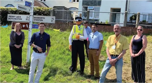  ??  ?? Jeremy the scarecrow has been set up in Thornton to discourage bad parking