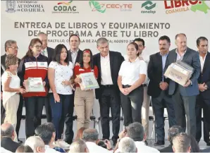  ??  ?? Arranque. El gobernador Miguel Ángel Riquelme puso en marcha el ciclo escolar 20192020 de educación Media Superior en Coahuila.