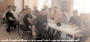  ??  ?? Nakış işçileri işten atılma tehlikesiy­le karşı karşıya oldukları için fotoğrafı bu şekilde yayımlamak zorunda kaldık.