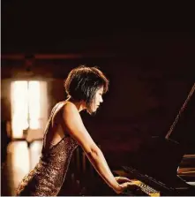  ?? Julia Wesely ?? Yuja Wang performs Rachmanino­ff with the San Francisco Symphony before taking the program to Europe on tour.