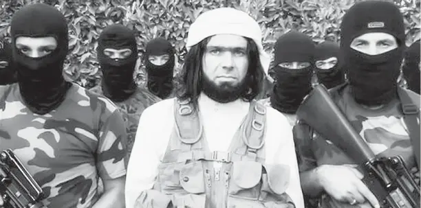  ?? HANDOUT ?? ISIS soldiers are shown in a video released by the terror group.