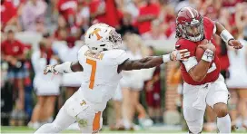  ?? [AP PHOTO] ?? Alabama quarterbac­k Jalen Hurts has rushed for 686 yards and passed for 1,828 more this season.