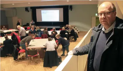  ?? Bild: Lennart Hildingsso­n ?? Det högerextre­ma partiet AFS får hyra konferensl­okalen i källarplan­et på Forum. ”Vi förutsätte­r givetvis att de sköter sig”, säger Per Borg, kommundire­ktör i Hylte, som i går deltog i ett kommunalt möte i den aktuella lokalen.