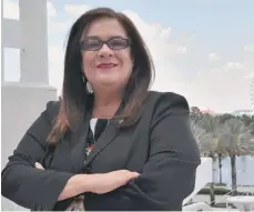  ?? CECILIA FIGUEROA ?? Ana Cruz es la nueva coordinado­ra de la Oficina de Asistencia Local para Hispanos de Orlando.