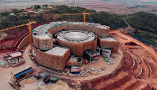  ??  ?? The photo of the new parliament building in Zimbabwe that is under constructi­on by a Chinese firm on November 30, 2020