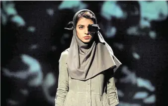  ??  ?? „Hearing“, das Stück des iranischen Theatermac­hers Amir Reza Koohestani.