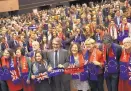  ?? FRANCISCO SECO/ASSOCIATED PRESS ?? European Parliament President David Sassoli, center, stands with other British MEPs, and members of the political group Socialists and Democrats before the UK withdrawal vote Wednesday.