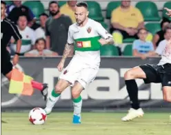  ??  ?? BAJA. Iván Sánchez se perderá los próximos tres partidos del Elche.