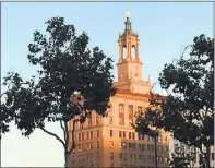  ?? GEORGE AVALOS — STAFF ?? Investors bought the historic Bank of Italy building intending to restore and preserve 1920s architectu­re in downtown San Jose.