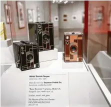  ?? Karen Warren / Staff photograph­er ?? “Beau Brownie” cameras designed by Walter Dorwin Teague and manufactur­ed by Eastman Kodak in the 1930s were as beautiful as the era’s Art Deco clothes.