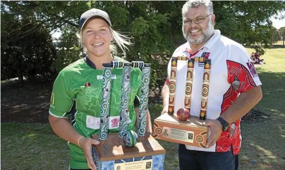  ??  ?? HOWZAT: National Indigenous Cricket Championsh­ip representa­tive Shaye Easton and SWIN chairman Peter Jackson prepare for this year’s Western Rivers Cup. PHOTO: NEV MADSEN