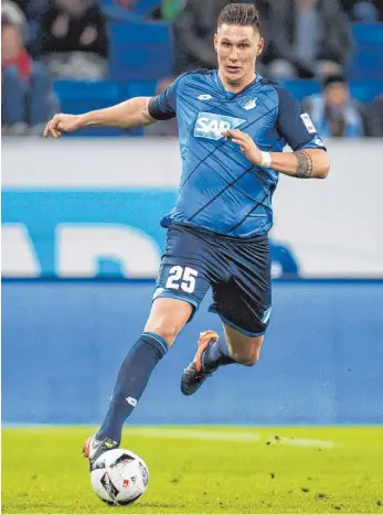  ?? FOTO: IMAGO ?? Niklas Süle ( TSG Hoffenheim) mit Ball.