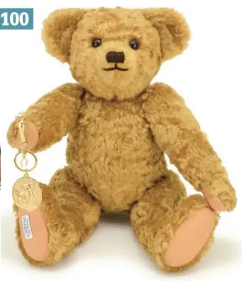  ??  ?? The Midland-made Merrythoug­hts bear comes with a gold-plated keyring