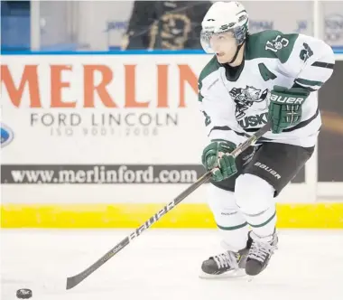  ?? LIAM RICHARDS/The StarPhoeni­x ?? University of Saskatchew­an forward Andrew Bailey is one of only five players in the Canada West men’s hockey conference
to play each and every game (140 games) during a five-year Canadian Interunive­rsity Sport career.