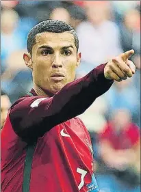  ?? FOTO: EFE ?? Cristiano Ronaldo ha recibido los tres MVP