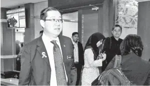  ?? — Gambar Bernama ?? LIM ketika hadir pada Sidang Dewan Negara di Bangunan Parlimen semalam.