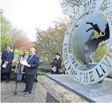  ?? ?? Fitting tribute The memorial in Balbardie Park, Bathgate