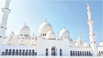  ??  ?? SHEIKH ZAYED GRAND MOSQUE