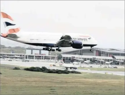  ?? FILE PICTURE: SIBUSISO NDLOVU ?? British Airways’ largest and most modern aircraft, the Airbus A380, lands at King Shaka Internatio­nal Airport in 2014.