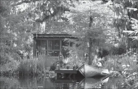  ?? Still ?? Clockwise from top left: images from Where the Crawdads Sing, which hit mainland theaters this month, featuring Daisy Edgar-Jones as Kya Clark, a girl living in the marshlands of North Carolina; the female protagonis­t with actor Taylor John Smith in the film; the actress with actor David Strathairn on screen; and child actress Jojo Regina.