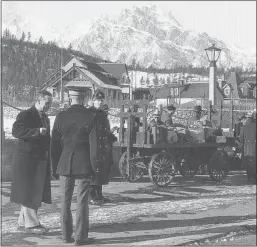  ?? Calgary Herald Archive ?? Japanese Canadians arrive in Jasper on their way to internment camps during the Second World War. Reader says Japanese Canadians’ loyalty was never in doubt.