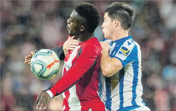  ?? FOTO: JUAN ECHEVERRÍA ?? El derbi por el título del KO
La final de Copa entre Athletic y Real Sociedad se ha aplazado hasta poderla jugar con público en el estadio sevillano de La Cartuja