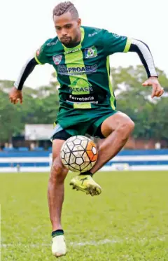  ??  ?? El panameño Armando Polo llegó a Sonsonate cuando el torneo ya había iniciado.