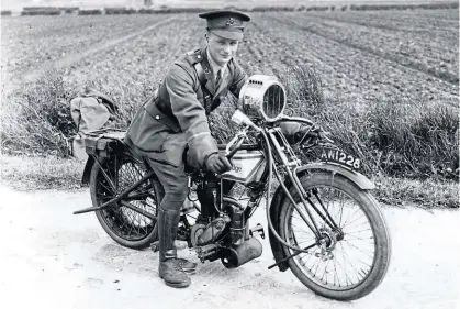  ?? ?? Lt Frank Houghton on his Rudge, complete with signature signal lamp headlight. There were no blackouts in the First World War! [Hartley Collection – Brooklands Museum]