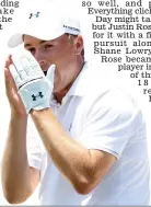  ??  ?? Out of luck: Jordan Spieth rages after his double bogey on final hole