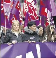  ?? NURIA SOLER ?? UGT y CCOO en la concentrac­ión.