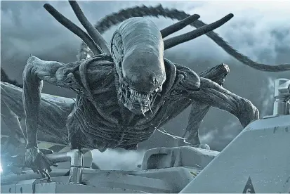  ??  ?? Nur wer bereit zu Aufbruch ist und Reise, mag lähmender Gewöhnung sich entraffen: In Ridley Scotts Sequel „Alien: Covenant“stürzen sich Natur und Technik aufeinande­r.