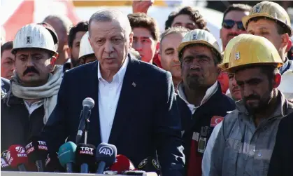  ?? Photograph: Çağla Gürdoğan/Reuters ?? President Recep Tayyip Erdoğan with miners at the coalmine in Amasra on the Black Sea coast.