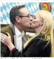  ??  ?? Heinz-Christian und Philippa Strache erwarten Nachwuchs