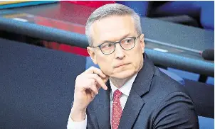  ?? FOTO: IMAGO/POLITICAL-MOMENTS ?? Unter Zugzwang: Digitalmin­ister Karsten Wildberger sollte aus Sicht mehrerer EU-Abgeordnet­er selbstbewu­sster gegenüber US-Techkonzer­nen auftreten.