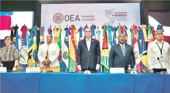  ?? ?? El presidente Luis Abinader pronunció el discurso de apertura de la V Reunión de Ministros y Altas Autoridade­s de Desarrollo Social de la OEA.