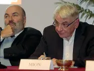  ??  ?? Gianni Mion (a destra) con Fabrizio Viola ai tempi di Bpvi
