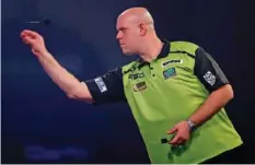  ?? GETTY ?? Im Weihnachts­käfig statt bei der Familie: Michael van Gerwen.