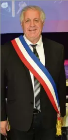  ??  ?? Le maire de Drap, Robert Nardelli, élu à , % en mars. (Photos V. L.)