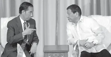  ??  ?? Indonesian President Joko Widodo called President Rodrigo Duterte on Wednesday evening to discuss security cooperatio­n against terror threats.