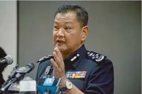  ??  ?? Tan Sri Abdul Hamid Bador says police personnel should be impartial and have integrity in executing their duties.