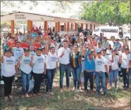  ?? ?? Diego Ávila Romero, candidato a diputado local por el Distrito XX, visitó Catmís, donde propuso dar apoyo a los ganaderos de la zona sur