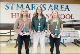  ?? Photo submitted ?? Major award winners for the Lady Dutch were, from left, Alexa Schneider, Maura Caskey, and Jayssa Snelick.