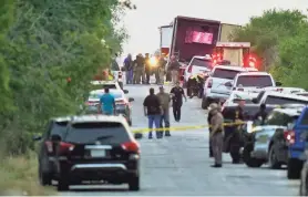  ?? ERIC GAY/AP ?? Officials say dozens of people in the trailer were found dead and multiple others were taken to hospitals with heat-related illnesses.