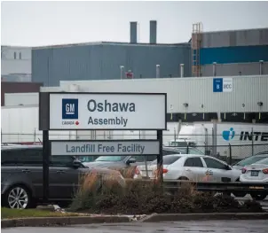  ?? CP PHOTO ?? General Motors announced it will close its car assembly plant in Oshawa, Ont., along with four facilities in the U.S. as part of a global reorganiza­tion that will see the company focus on electric and autonomous vehicle programs.