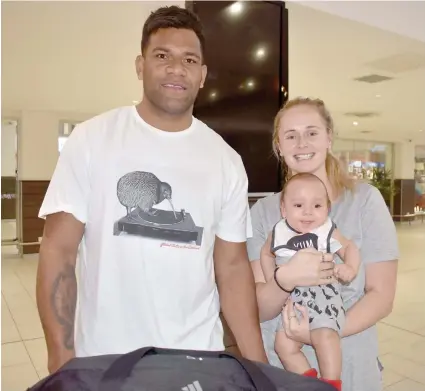  ?? Photo: Waisea Nasokia ?? Crusaders winger Seta Tamanivalu with partner and former Fiji Airways Fijiana 7s player Brittany Coates with their son Roderick Ben Naketeni Tamanivalu at Nadi Internatio­nal Airport on August 9, 2018.