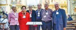  ??  ?? Schierati A sinistra, una foto di gruppo dei volontari Tci di San Maurizio Maggiore. Tra poco partiranno i nuovi corsi di addestrame­nto per chi desidera mettersi al servizio delle iniziative «Aperti per voi»