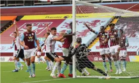  ?? Photograph: Matthew Ashton - AMA/Getty Images ?? Aston Villa’s Ørjan Nyland holds the ball behind the line but Sheffield United were denied a goal as the goalline technology failed.